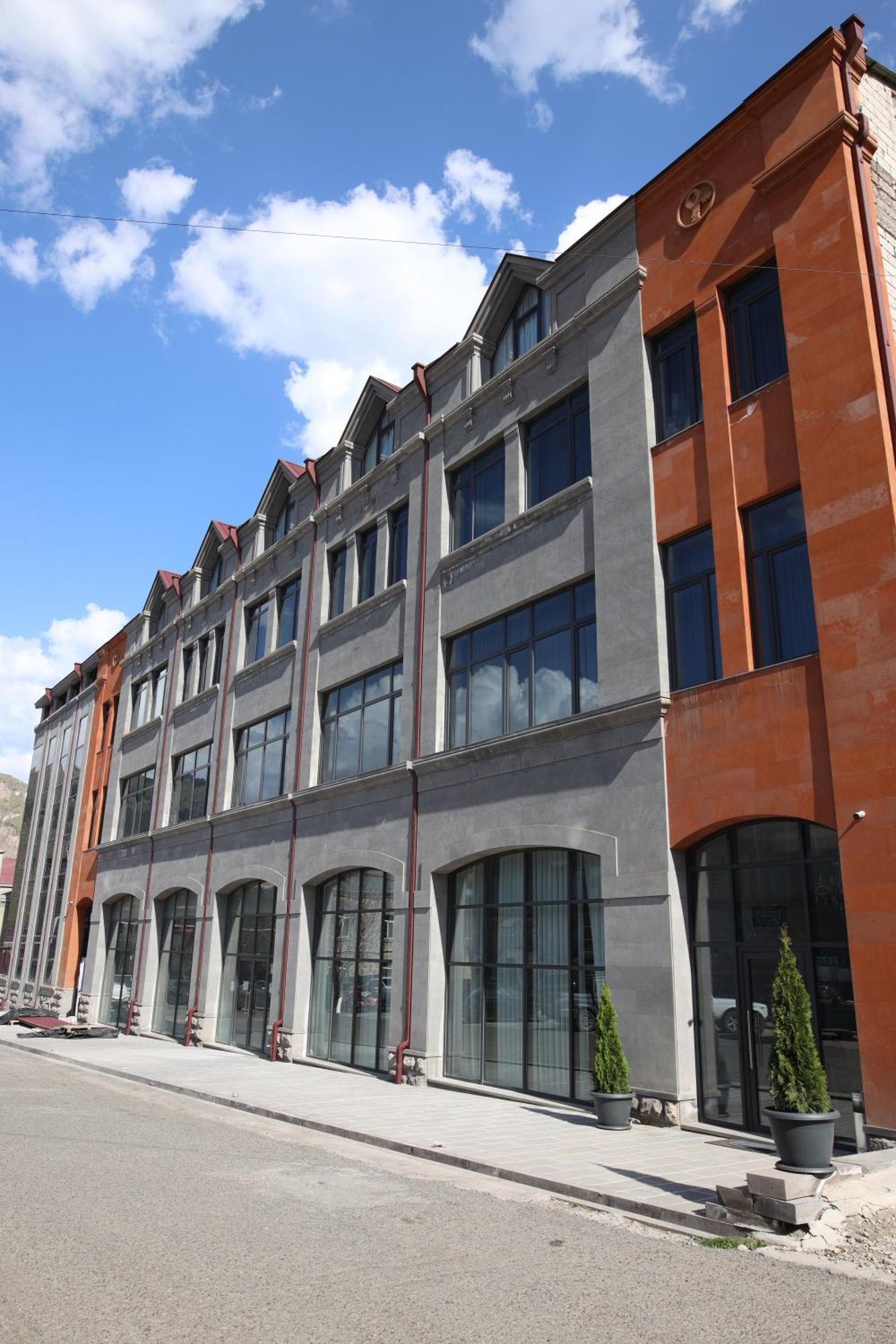 Bmg Hotel By Grigoryans Group Goris Exterior photo