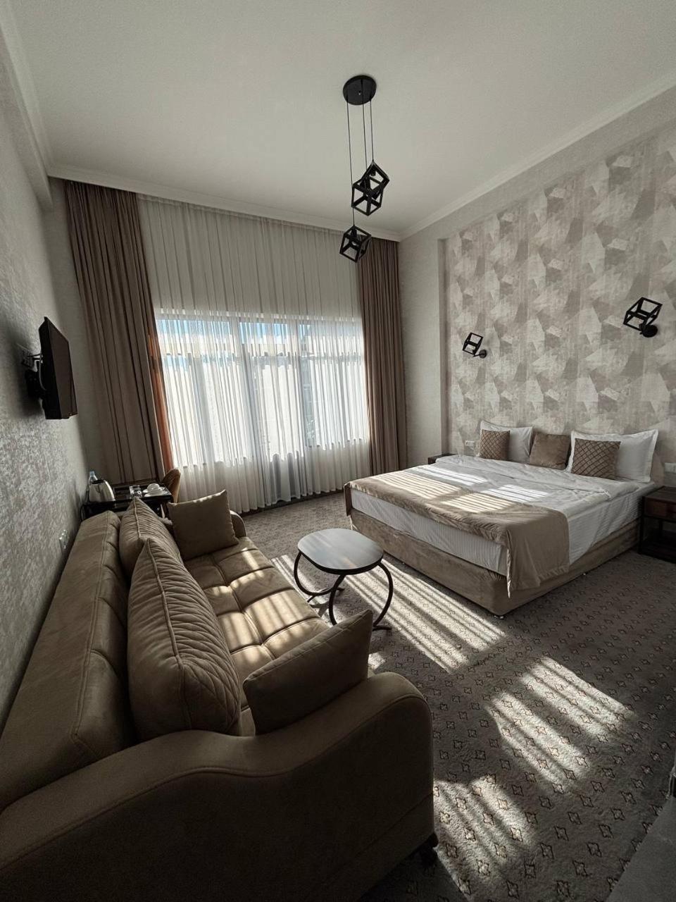 Bmg Hotel By Grigoryans Group Goris Exterior photo